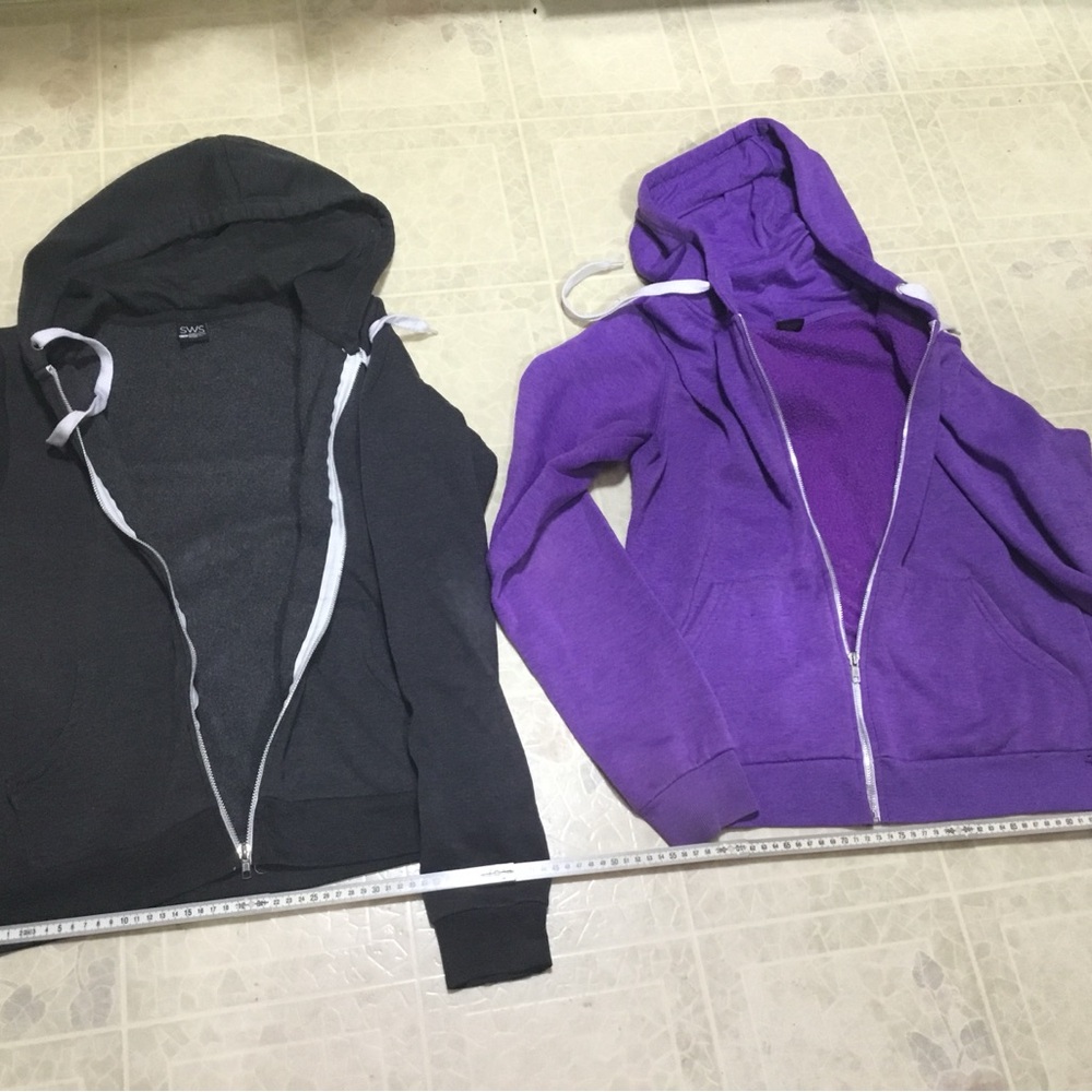 2 PCs Black and Purple Hooded Jackets with Full-Length Zippers